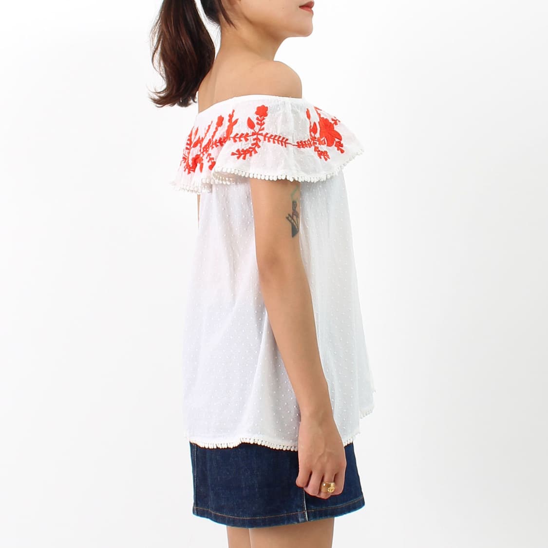 유럽 빈티지 플라워 자수 오프숄더 나시 화이트 여름 블라우스 상품이미지1