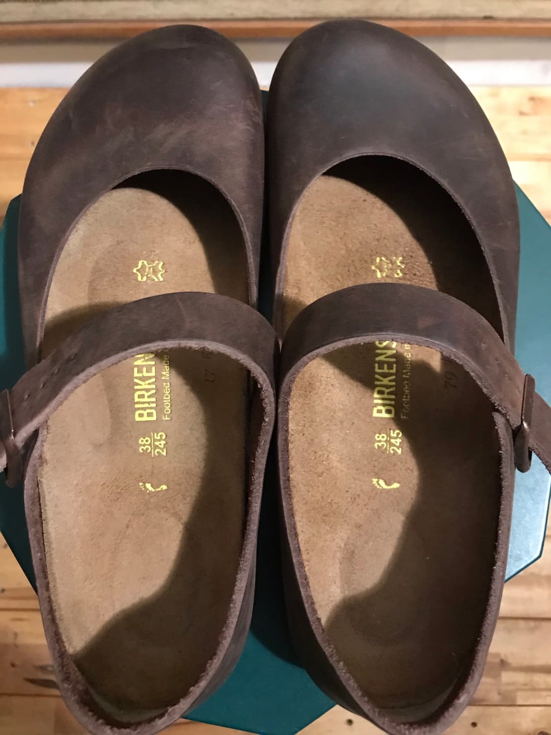 버켄스탁 타바코 브라운 레더 만토바 상품이미지5