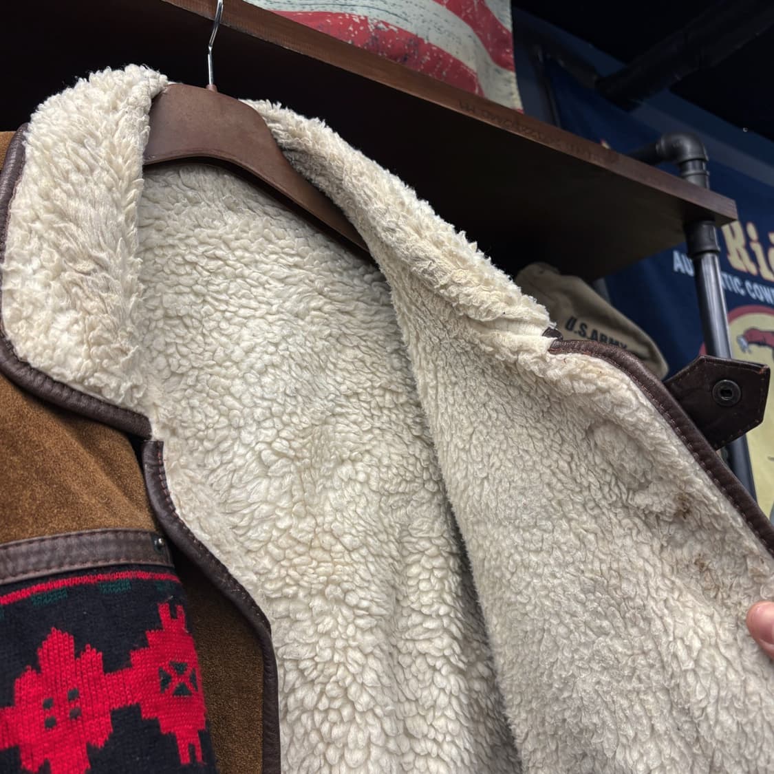 90s 빈티지 나바호 카우하이드 스웨이드 레더 쉐르파 봄버자켓 N582 상품이미지6