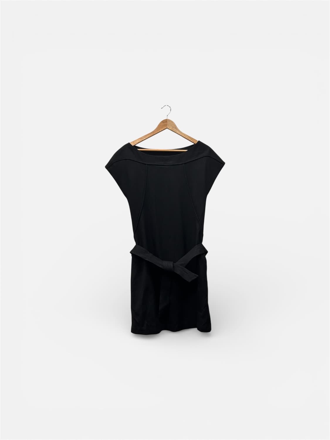 아떼바네사브루노 울 캐시미어 블랙 원피스 36사이즈 상품이미지1