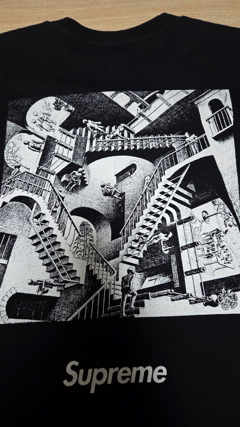 슈프림 mc에셔 백박스로고 L 상품이미지4