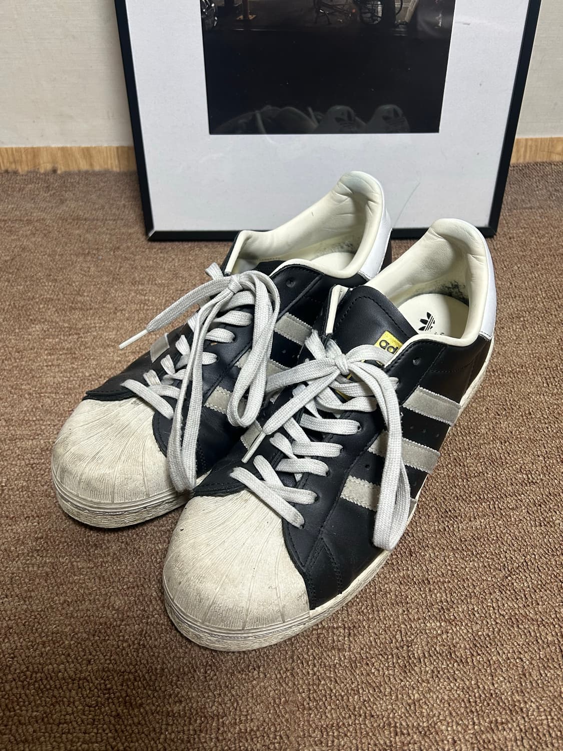 아디다스 슈퍼스타 82 FI 코어 블랙 270 상품이미지1