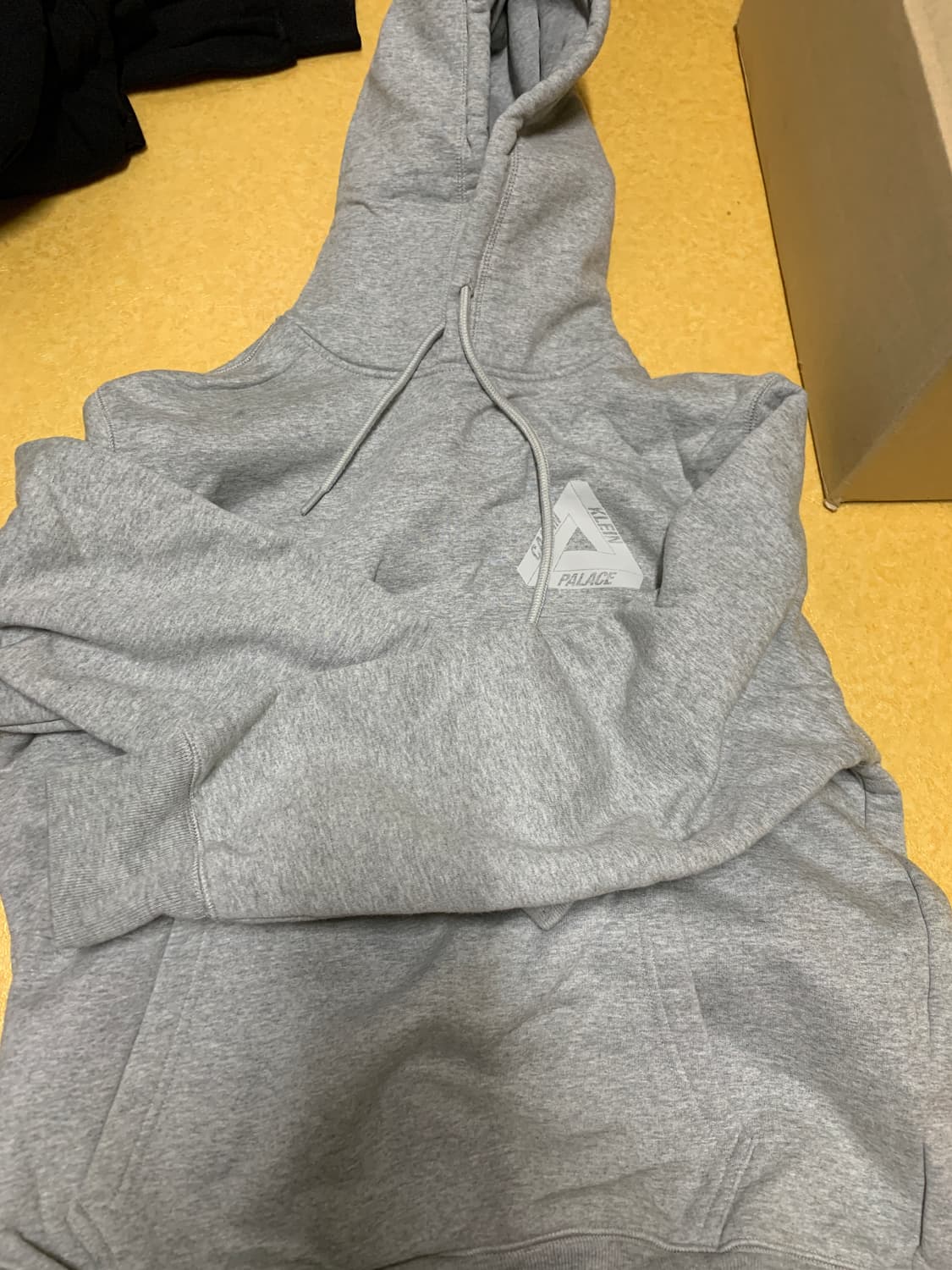 [M] 캘빈 클라인 팔라스 후드티 상품이미지1