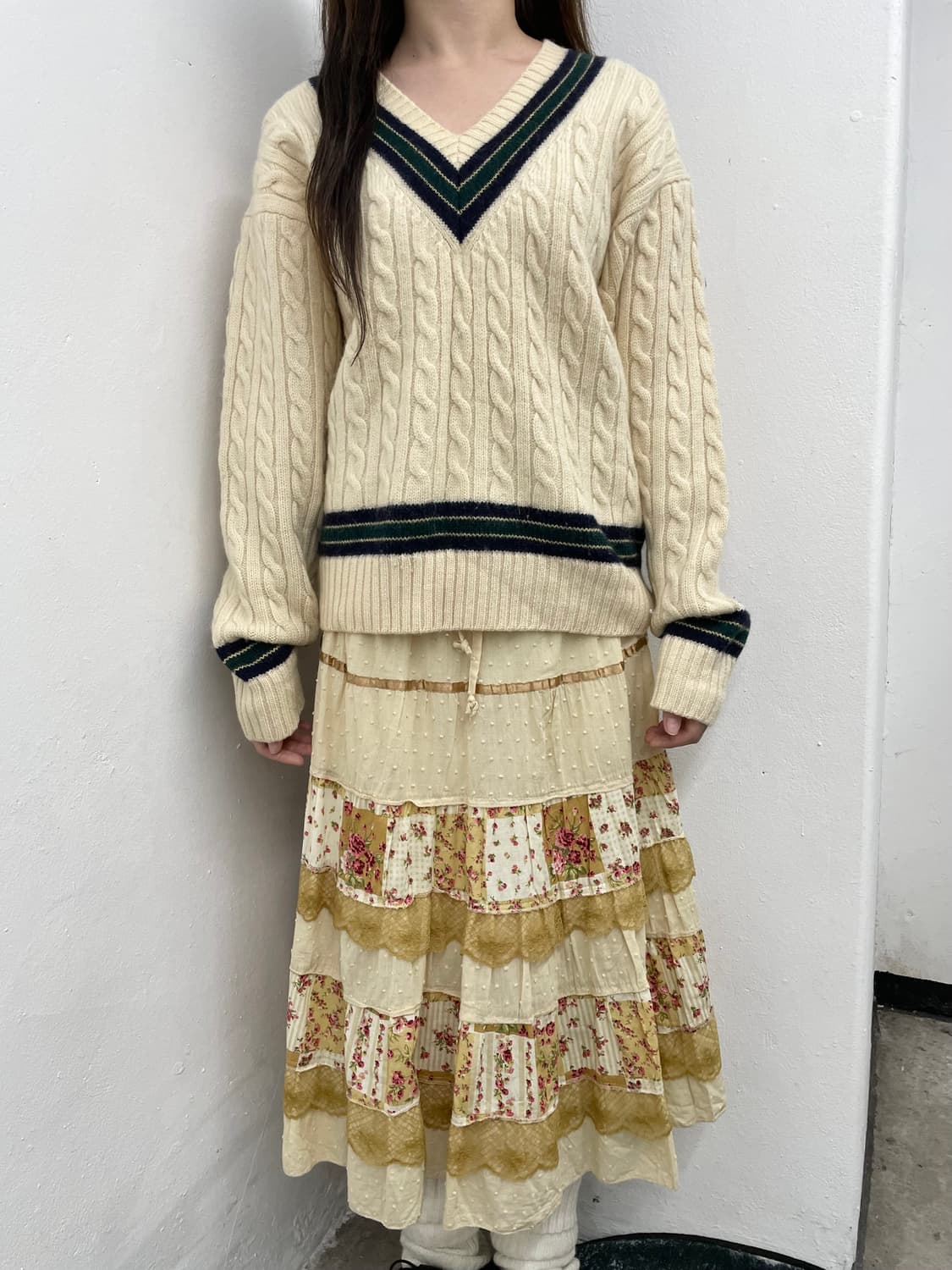 울100% 브이넥 케이블 니트 상품이미지4