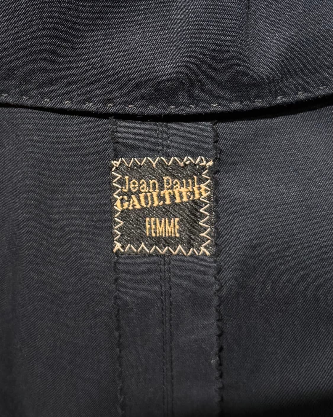 장 폴 고티에 블랙 프레이드 심 디테일 자켓 상품이미지7