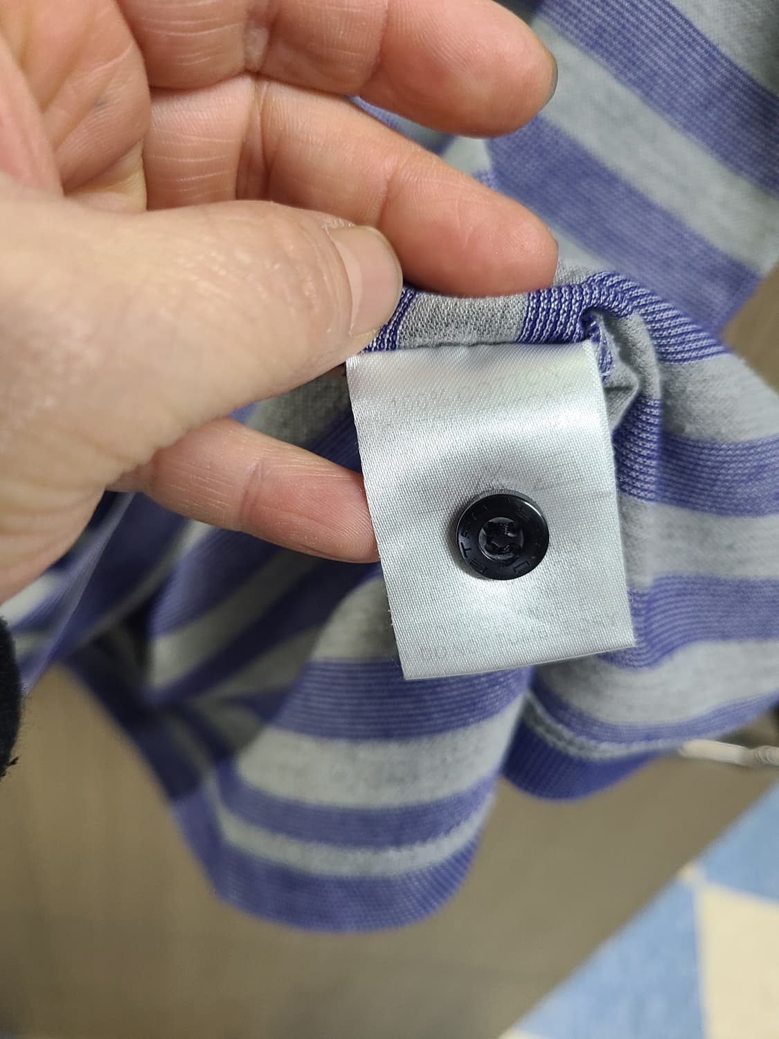 에트로 반팔티 xl 상품이미지5