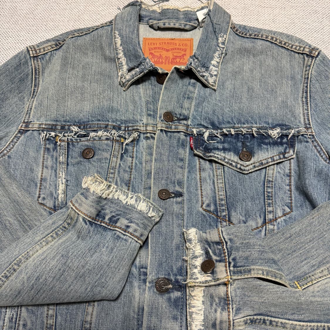 리바이스 데미지 데님 트러커 자켓 상품이미지2