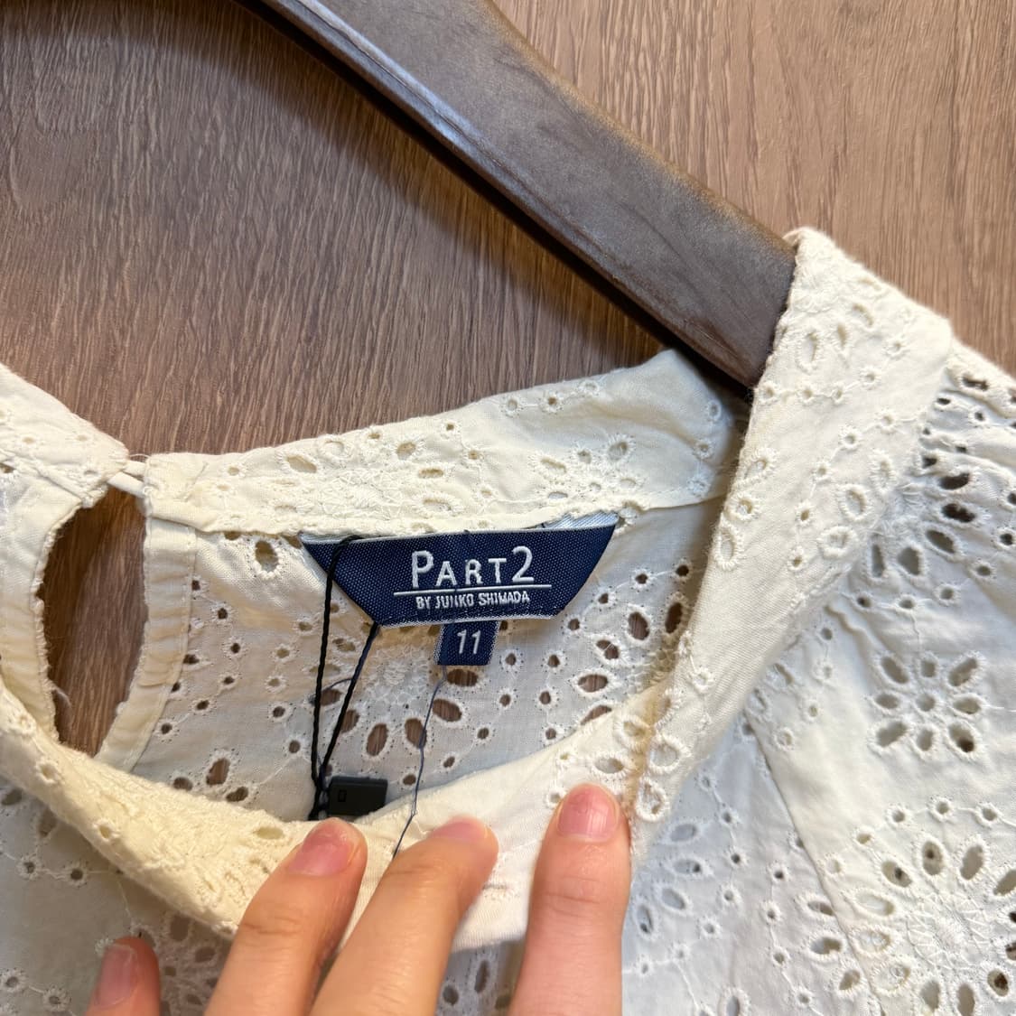 준코시마다 반팔 블라우스 플로럴 아일렛 펀칭 자수 레이스 디테일 아이보리 상품이미지5