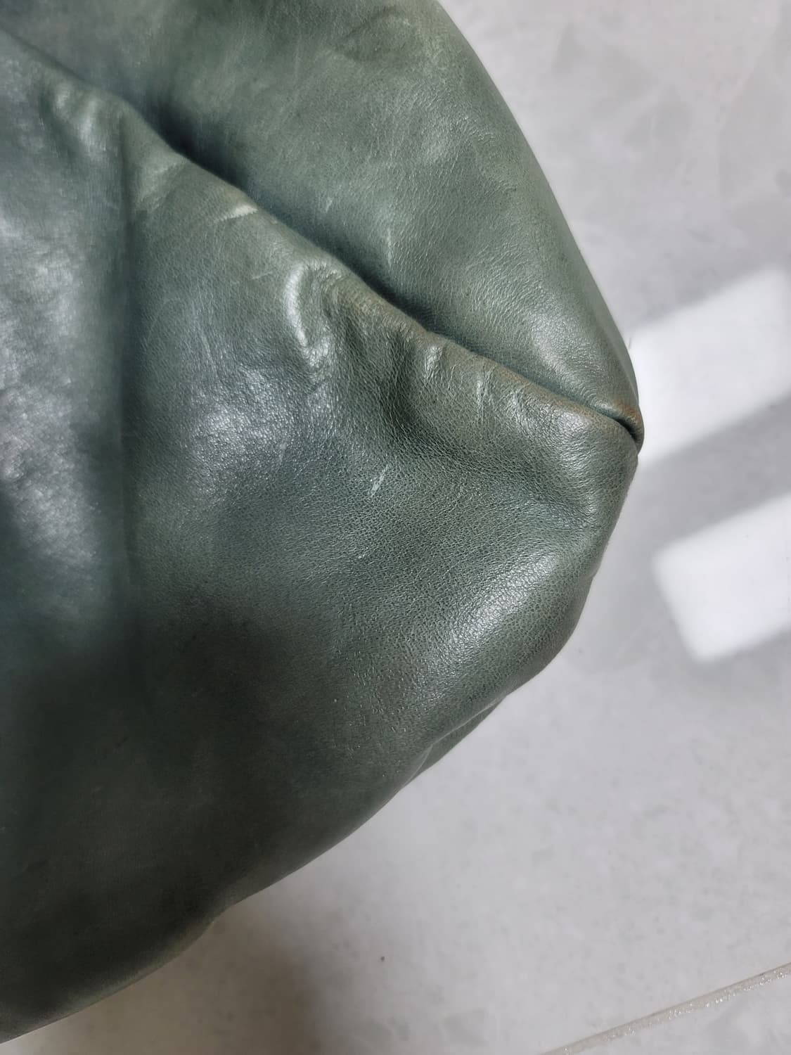 페라가모 가죽 호보백 상품이미지5