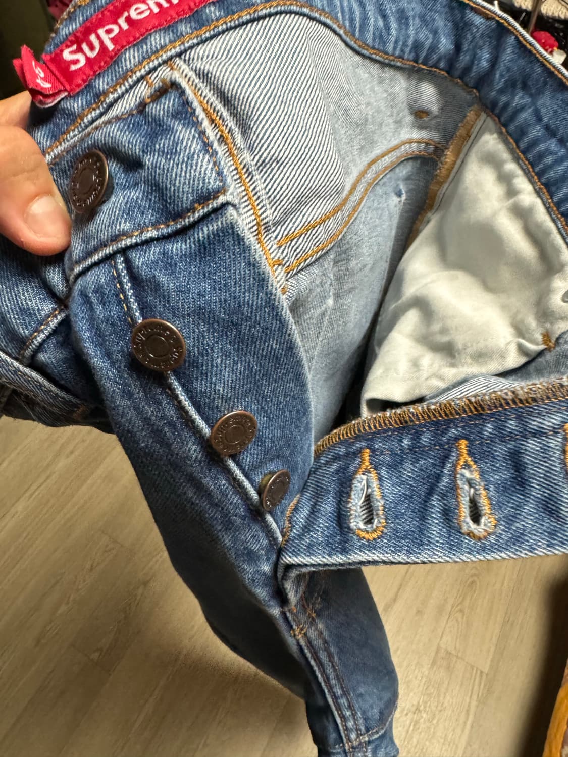 슈프림 레귤러 데님 워시드 인디고 상품이미지3