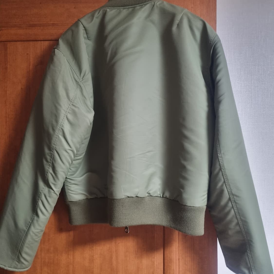 [50] 선플라워 봄버 상품이미지3