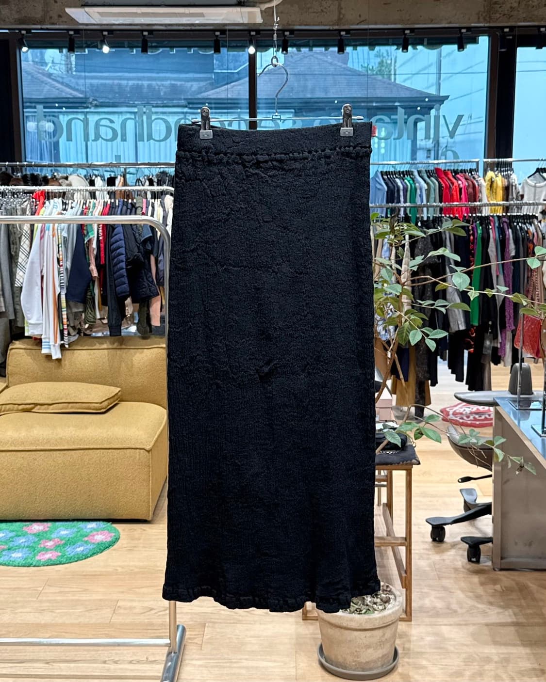 이세이미야케 하트 블랙 링컬 롱스커트  상품이미지1