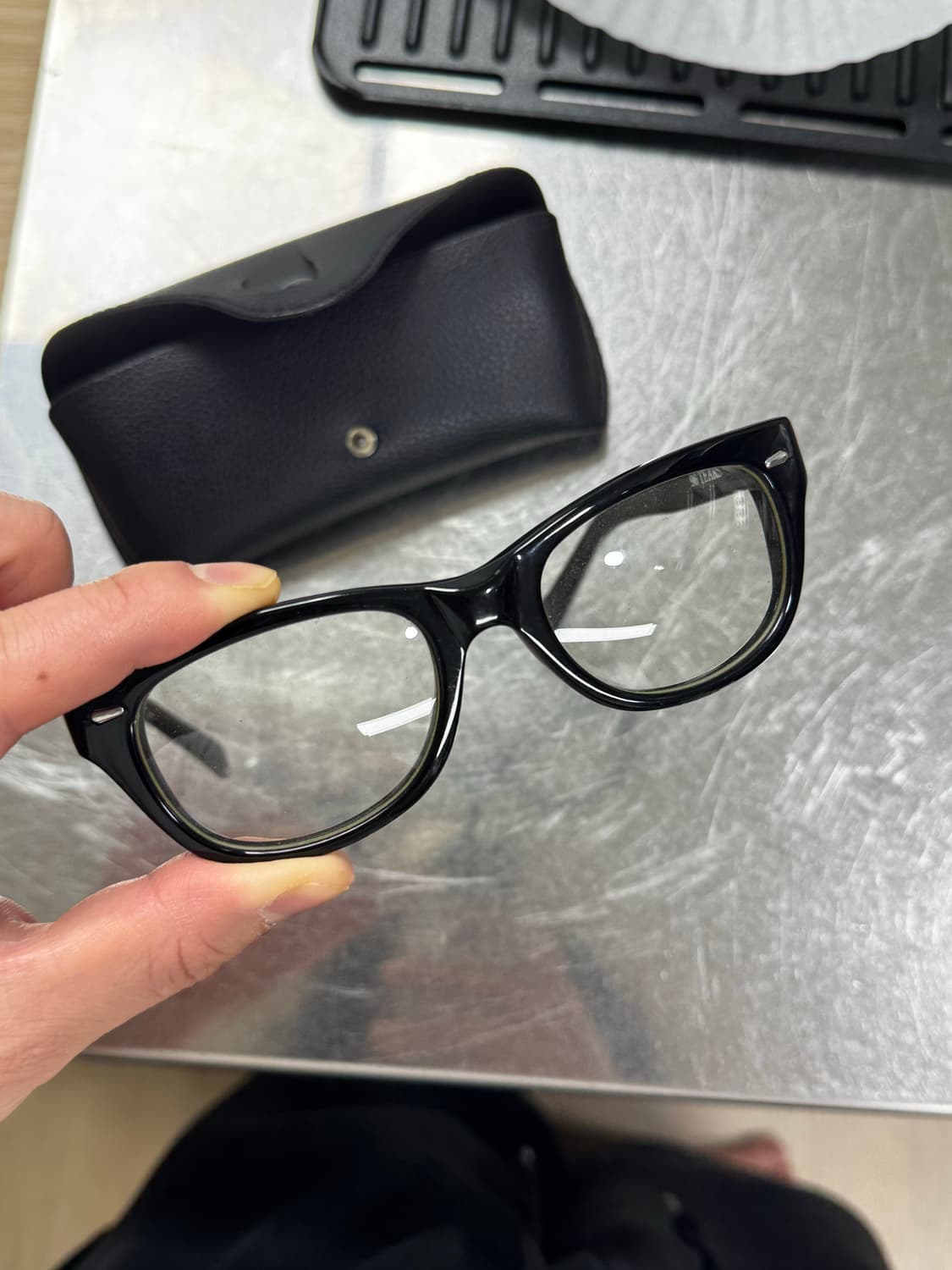 FUCT 퍽트 뿔테 안경  상품이미지2