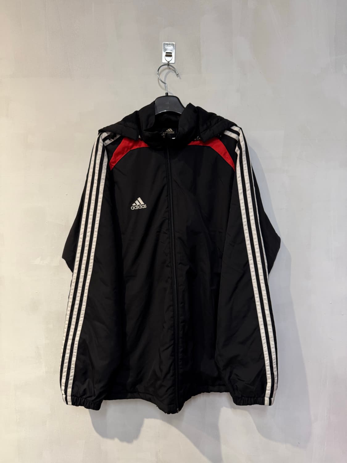 아디다스 블랙 패딩바람막이 상품이미지1