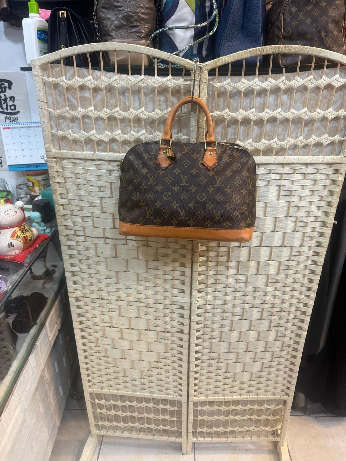 정품 루이비통 알마 토트백 팝니다 상품이미지1