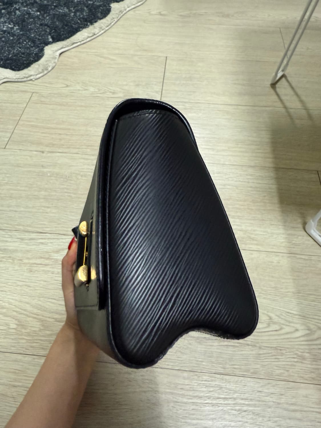 루이비통 트위스트 MM 상품이미지2