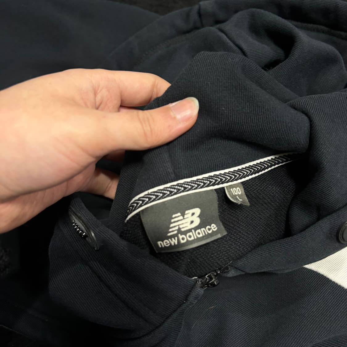 L 뉴발란스 네이비 후드티 상품이미지4