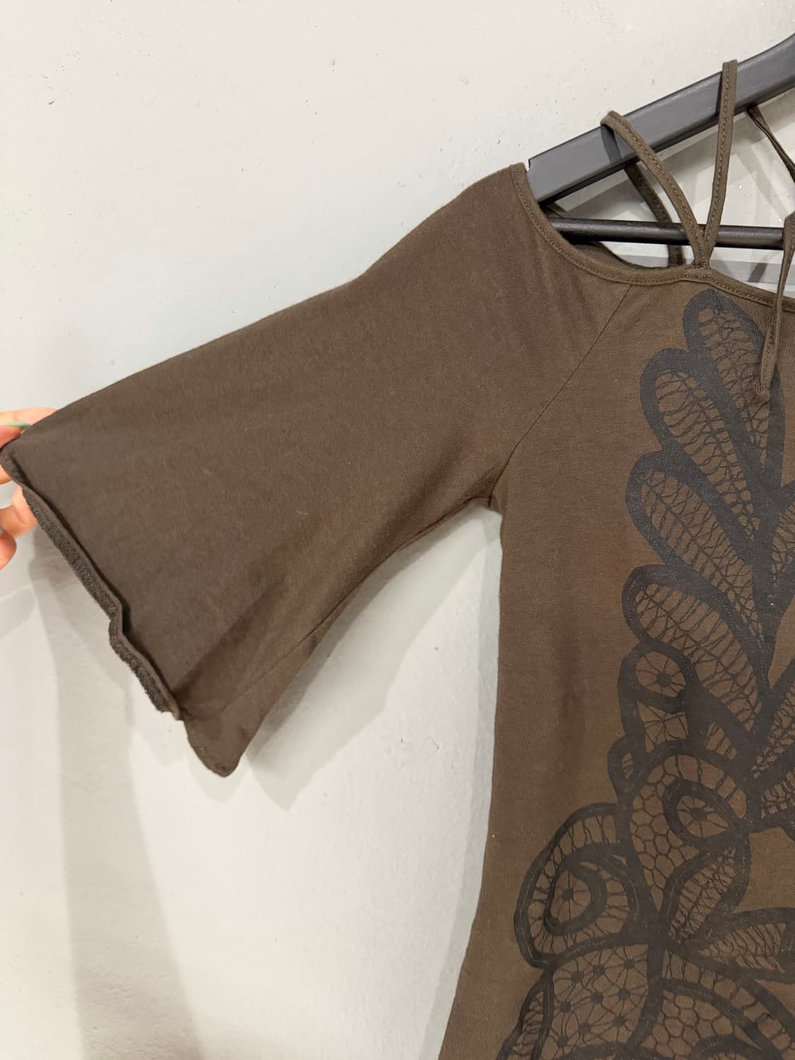 printing detail halter&off shoulder top 상품이미지9