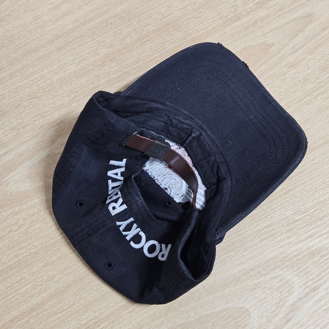 J cap & co Y2K 빈티지 데미지 볼캡 상품이미지3