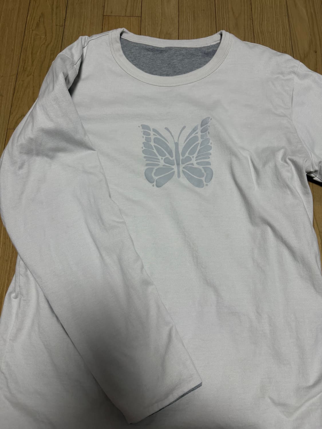 니들스 빠삐용 맨투맨 상품이미지2