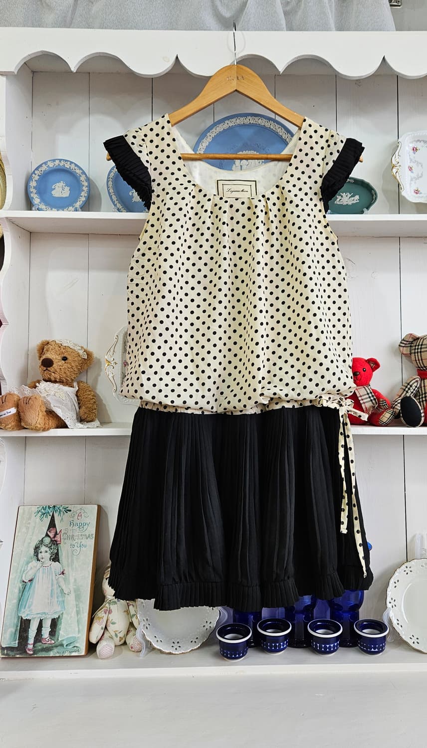 도트 플리츠 배색 원피스 상품이미지3