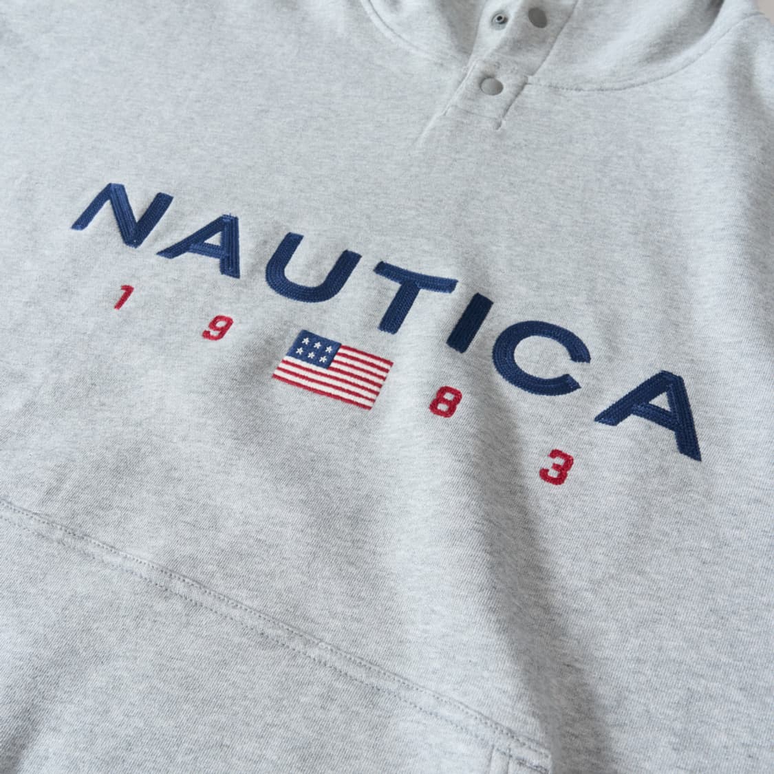 노티카 1983 플래그 남녀공용 후드티 멜란지 그레이 상품이미지3