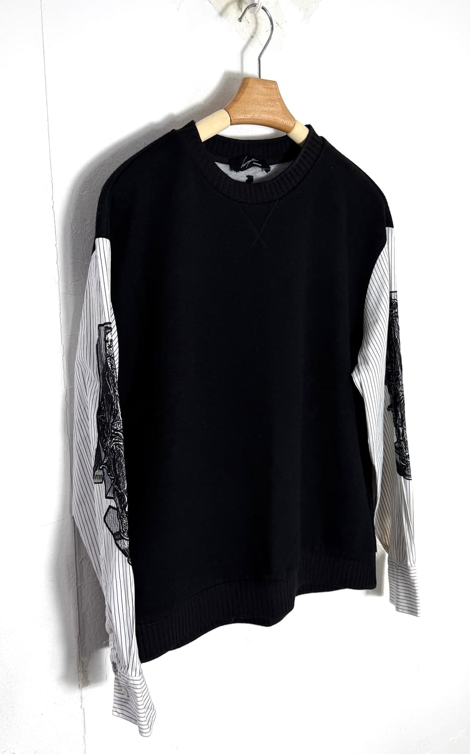 송지오옴므 송지오옴므맨투맨 송지오맨투맨  상품이미지1