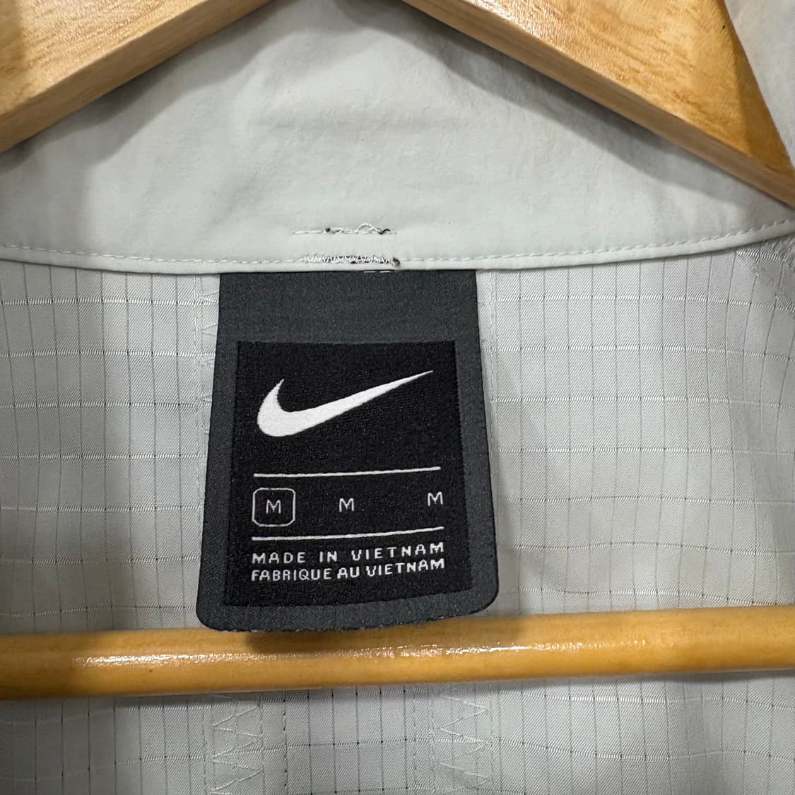 나이키 반집업 바람막이 상품이미지3