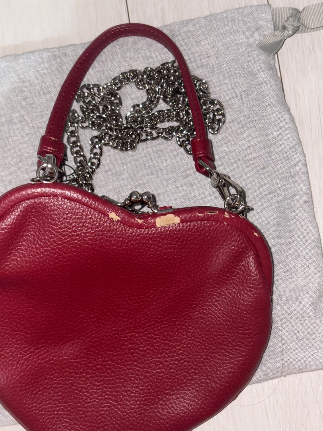 비비안웨스트우드 벨 하트 프레임 크로스 체인백 상품이미지5