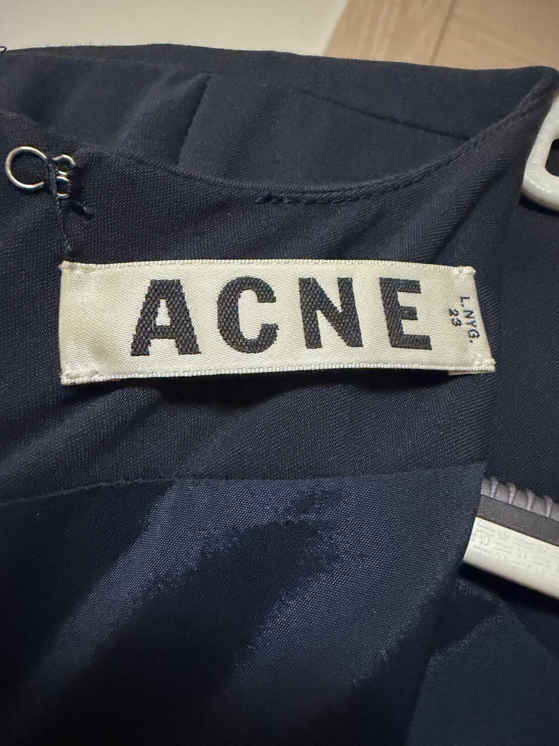 아크네 네이비원피스 상품이미지7