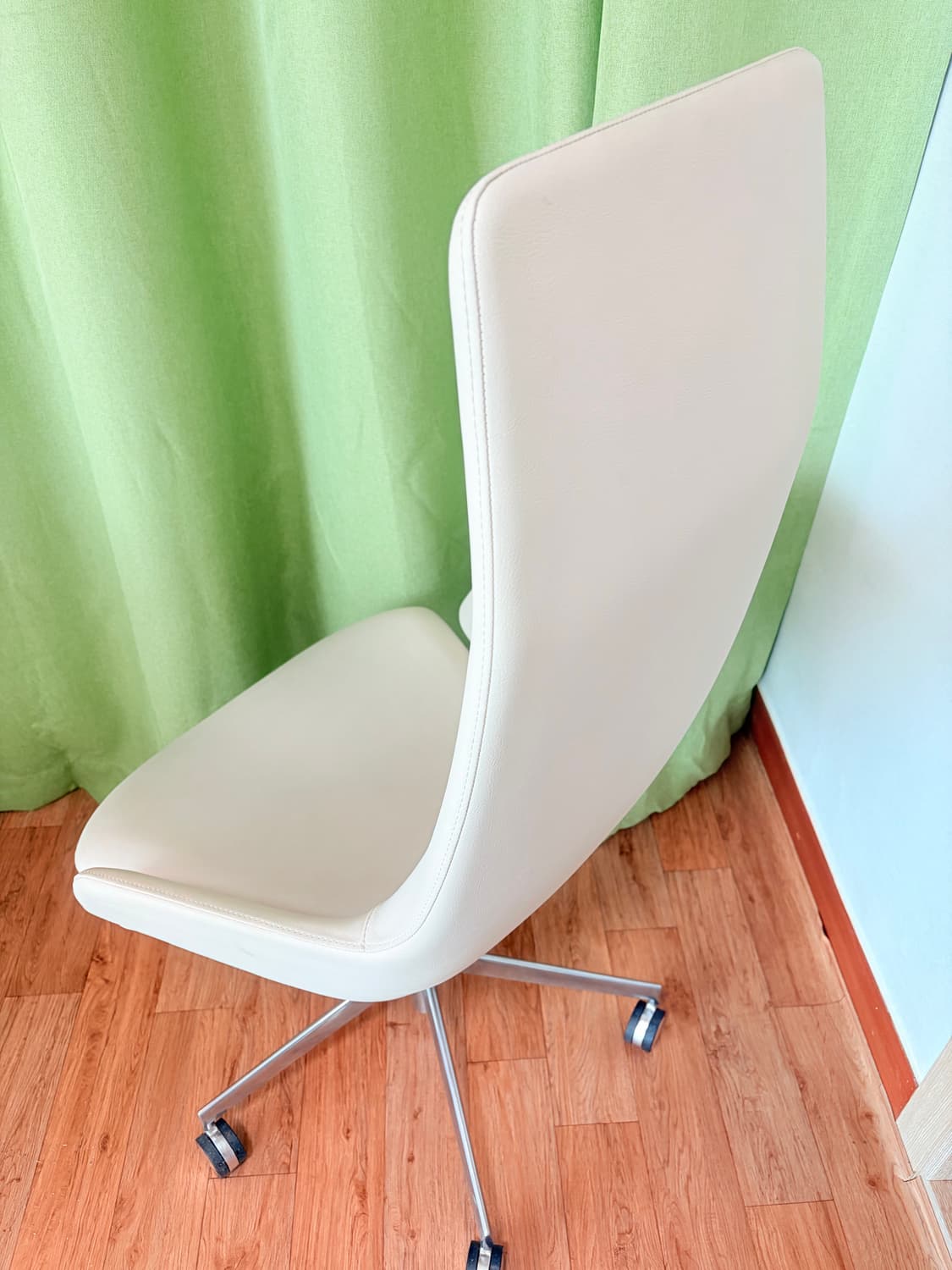 Arper 애스턴 이테리 명품 디자인 체어  상품이미지4