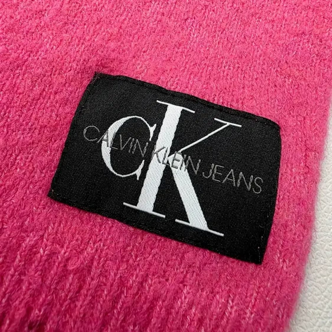 캘빈클라인 진 핫핑크 로고 니트 (컨디션 최상) 55 상품이미지9
