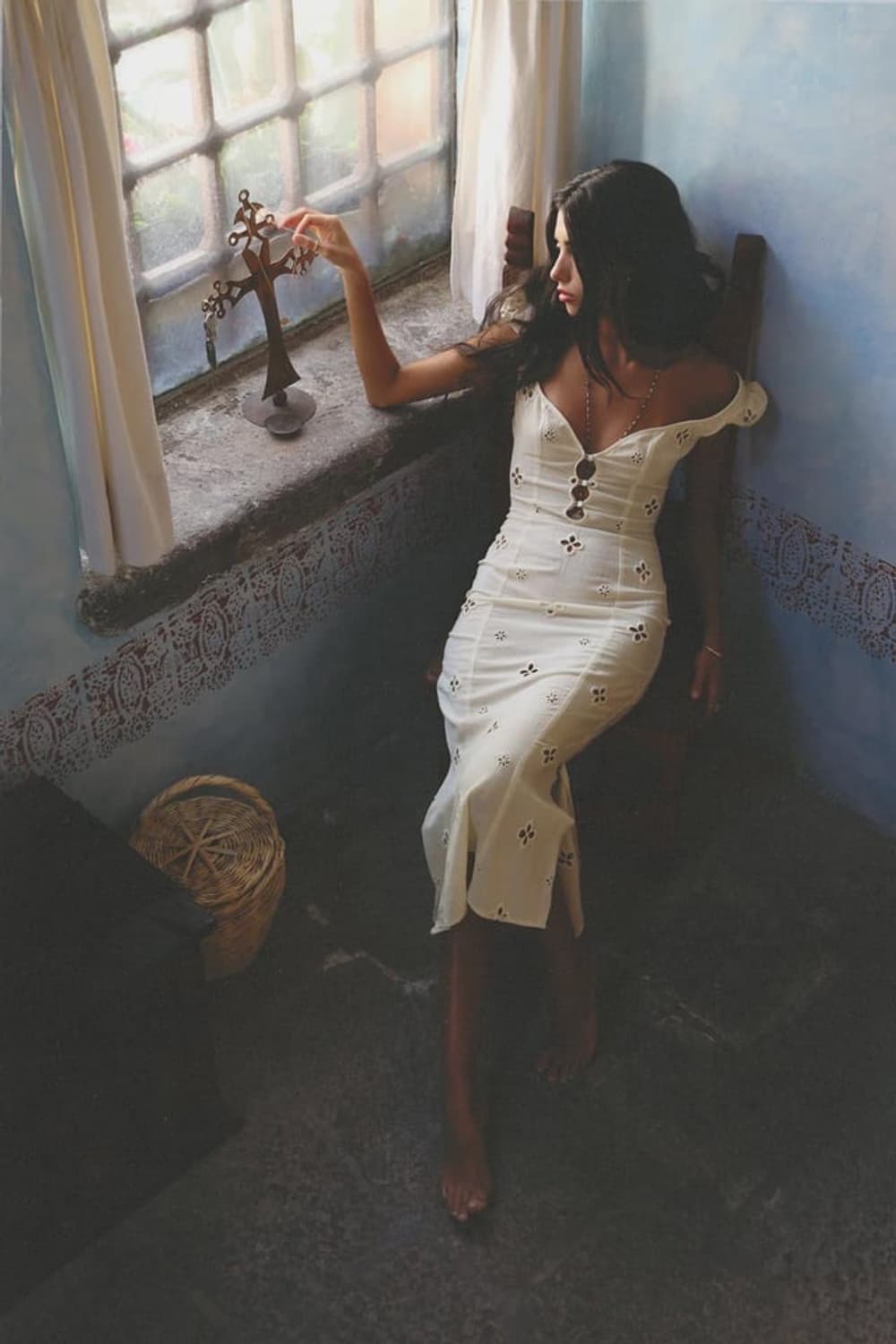 Mirror palais 미러 팔레 Maria 펀칭아이보리린넨롱원피스 상품이미지3