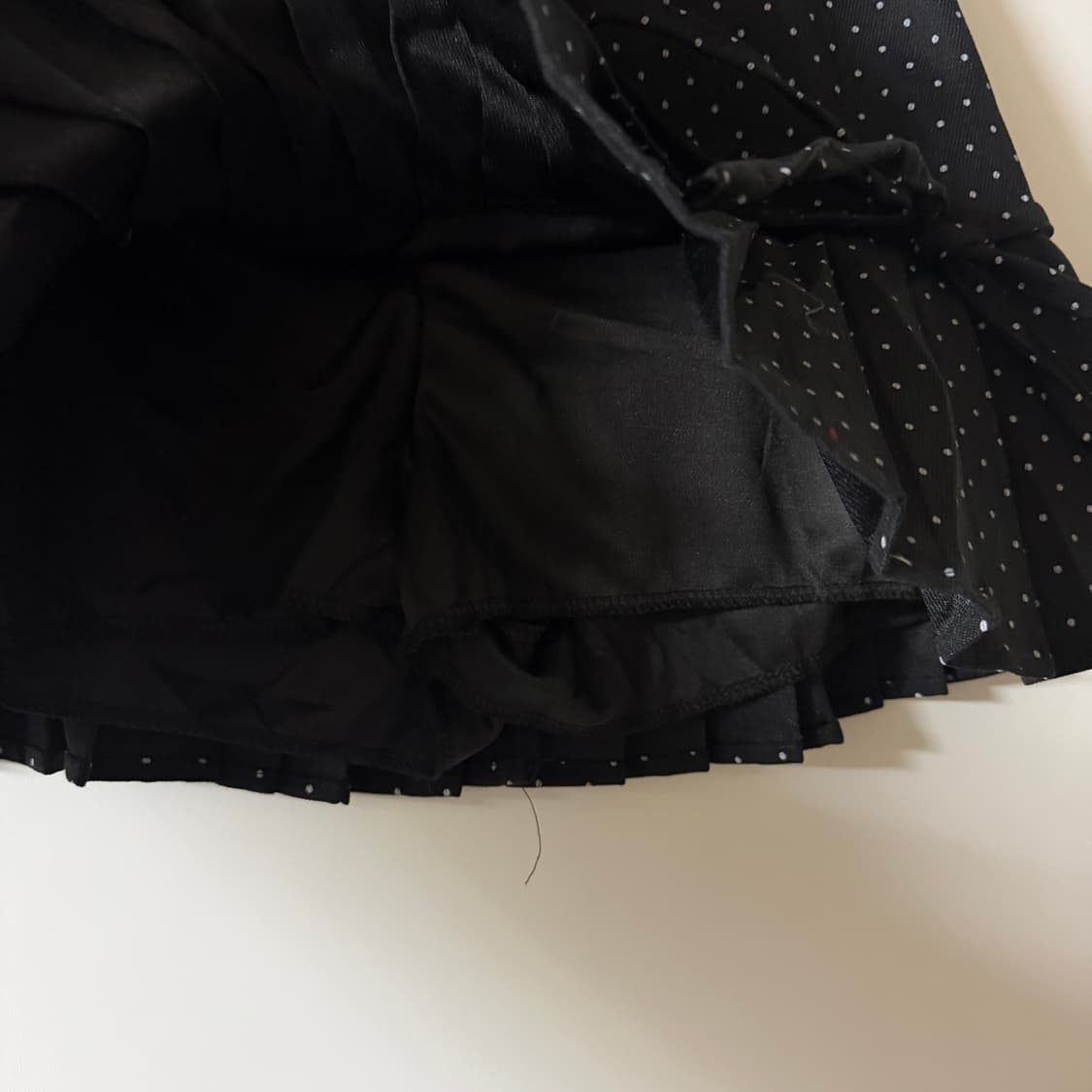 새상품 여자 도트 플리츠 미니스커트 (블랙) M 상품이미지4