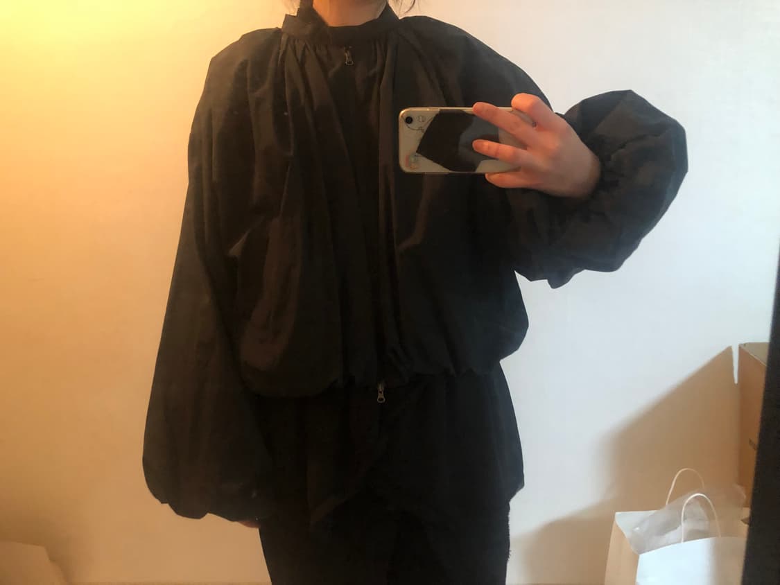 아모멘토 벌룬 퍼프 자켓  상품이미지1