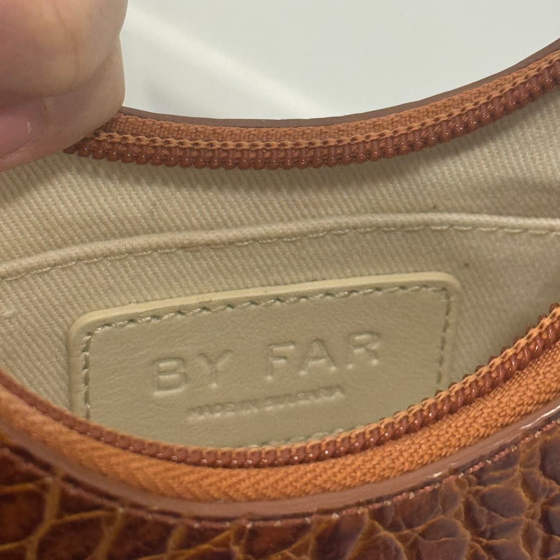 By far crocodile effect shoulder bag 상품이미지9