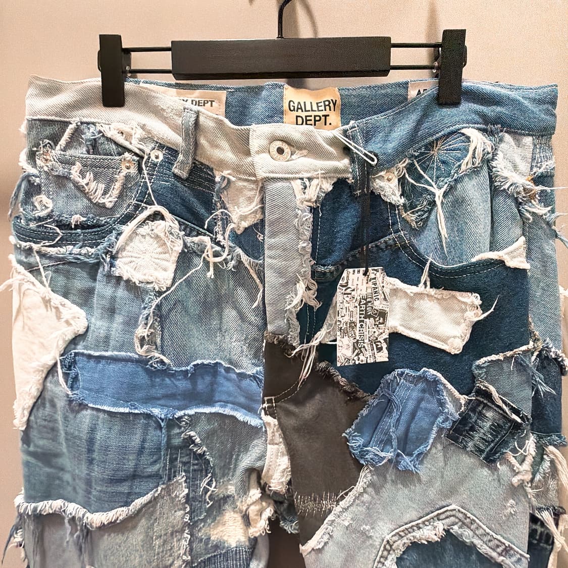 (정품/새상품) 갤러리 디파트먼트 남성 패치워크 디스트레스드 데님 팬츠 상품이미지2