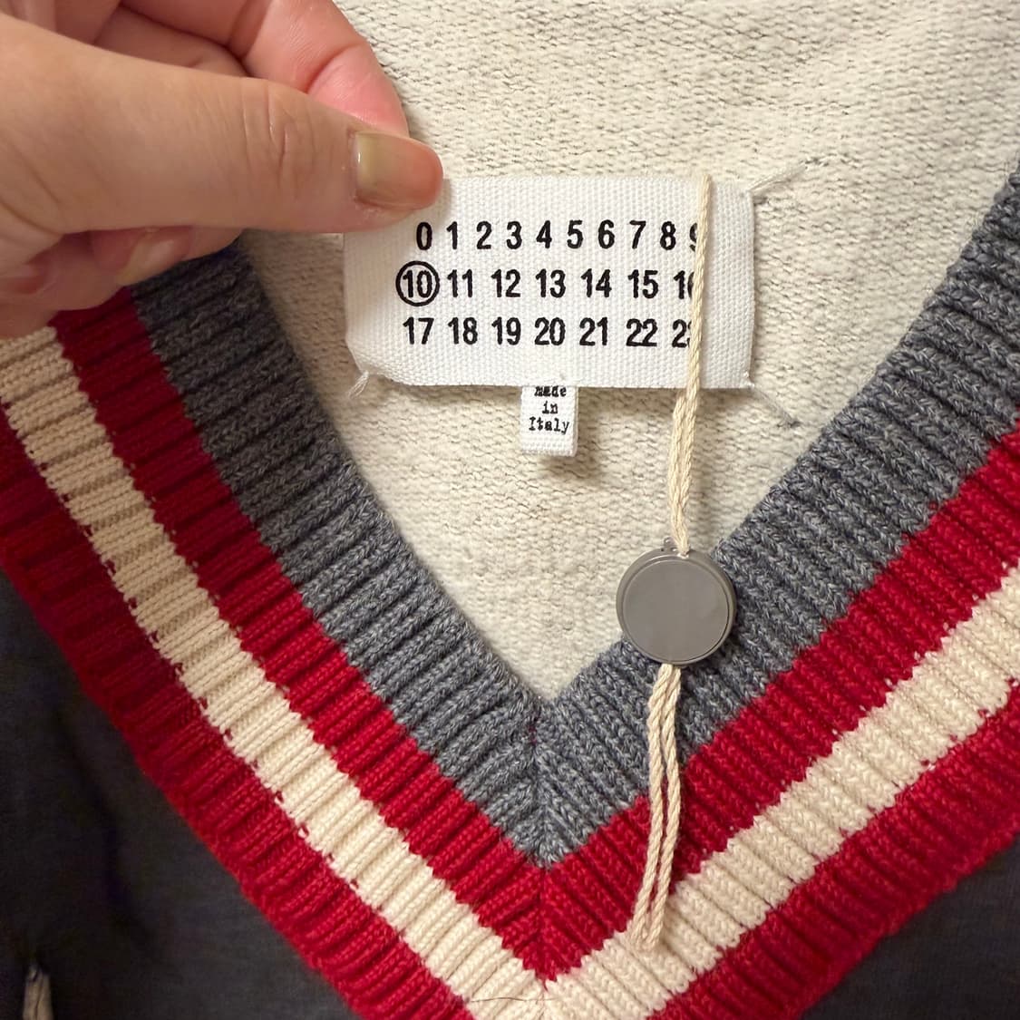 메종 마르지엘라 그레이 실크 오버레이 베스트 52 상품이미지6