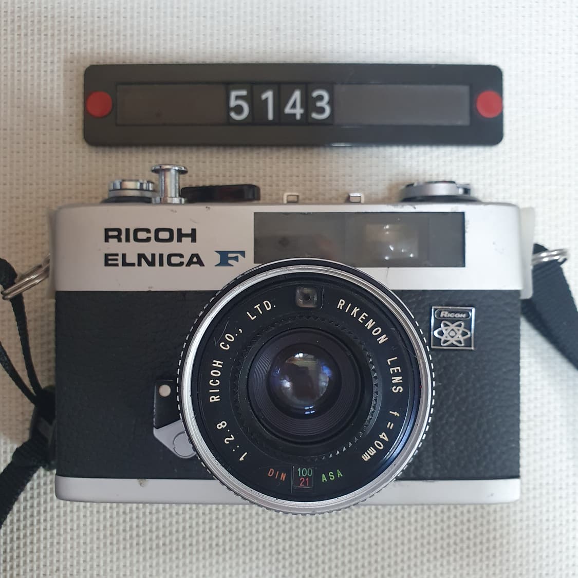 리코 엘리카 F 필름카메라 실버바디 상품이미지1