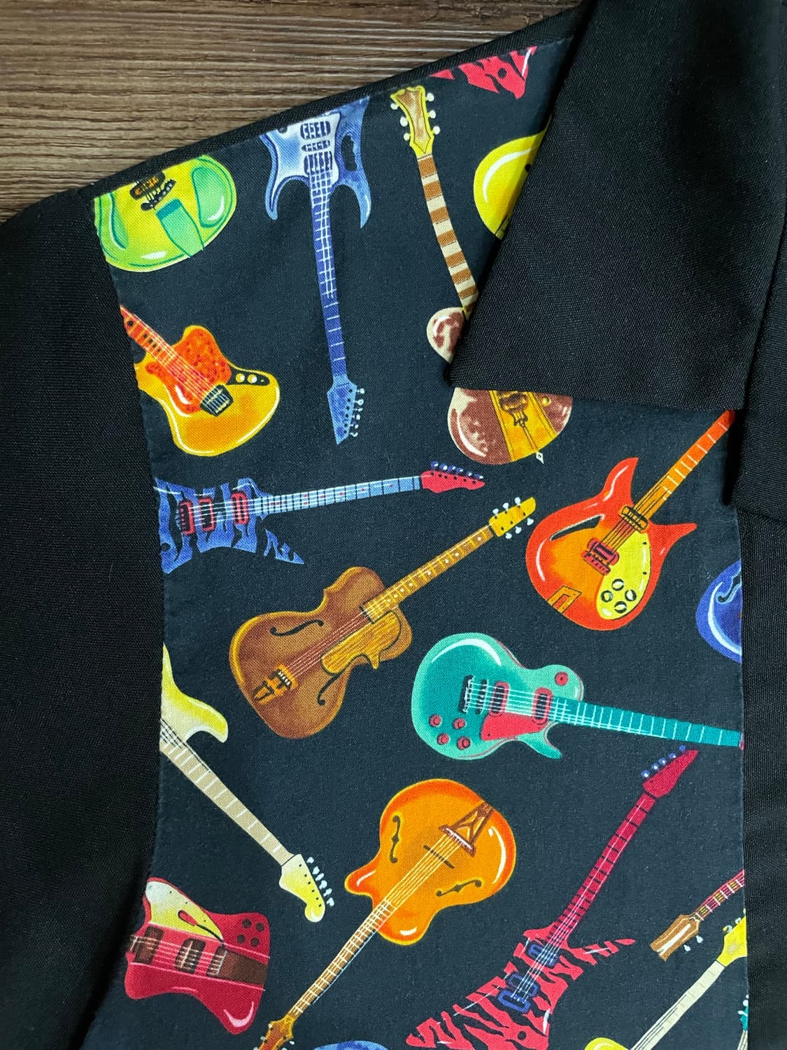 90s Tutti Made In USA 일렉트릭 기타 로큰롤 패턴 셔츠 상품이미지3