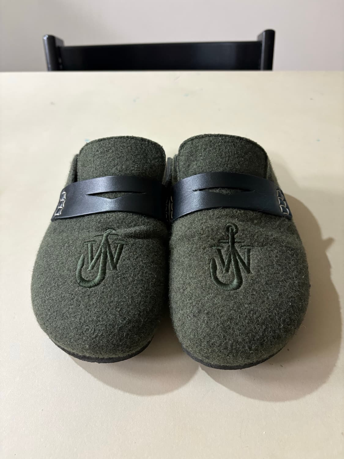 JW Anderson 앵커 펠트로퍼 뮬 260 상품이미지3
