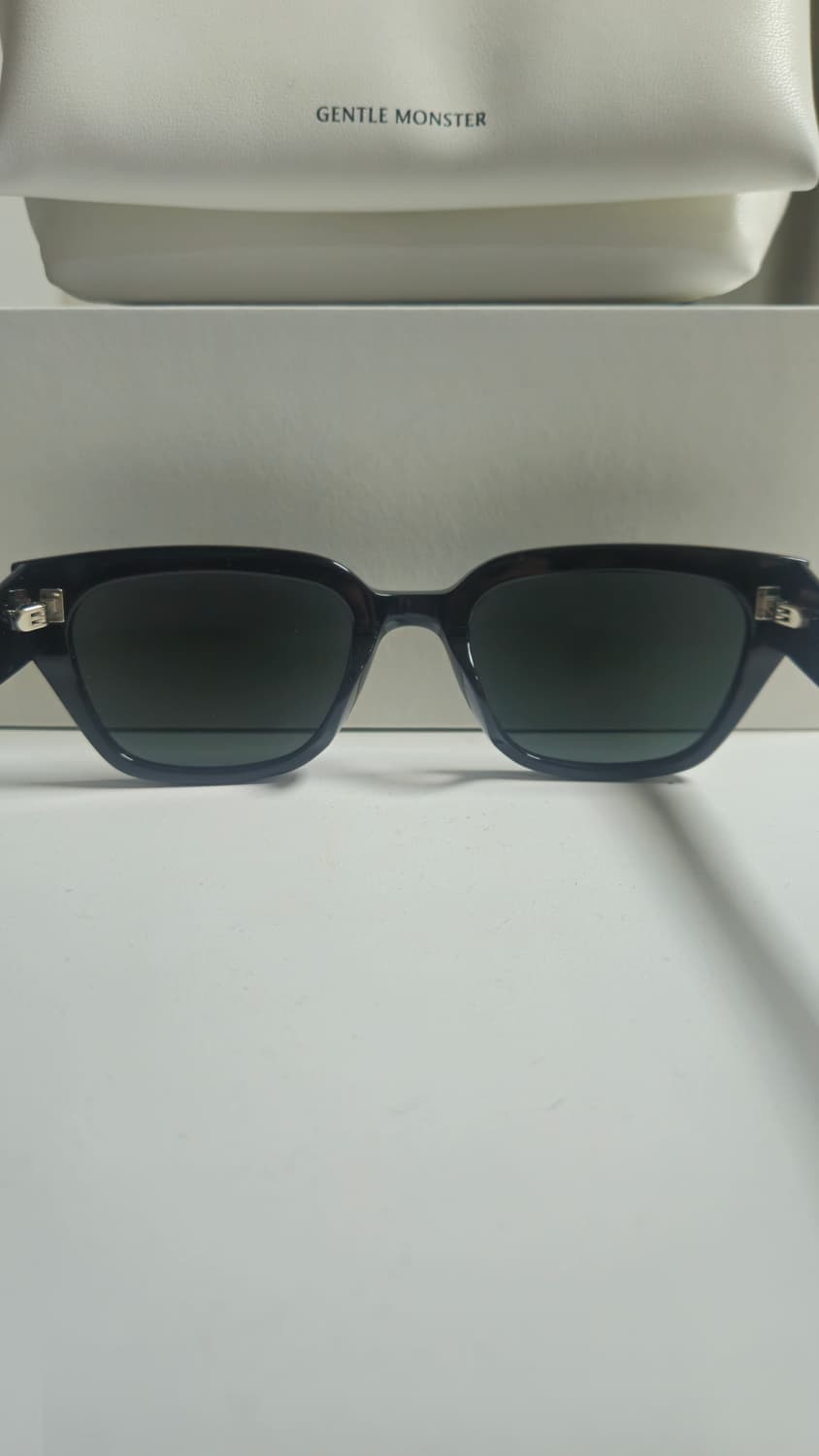 젠틀몬스터 나비01 풀구성 상품이미지4