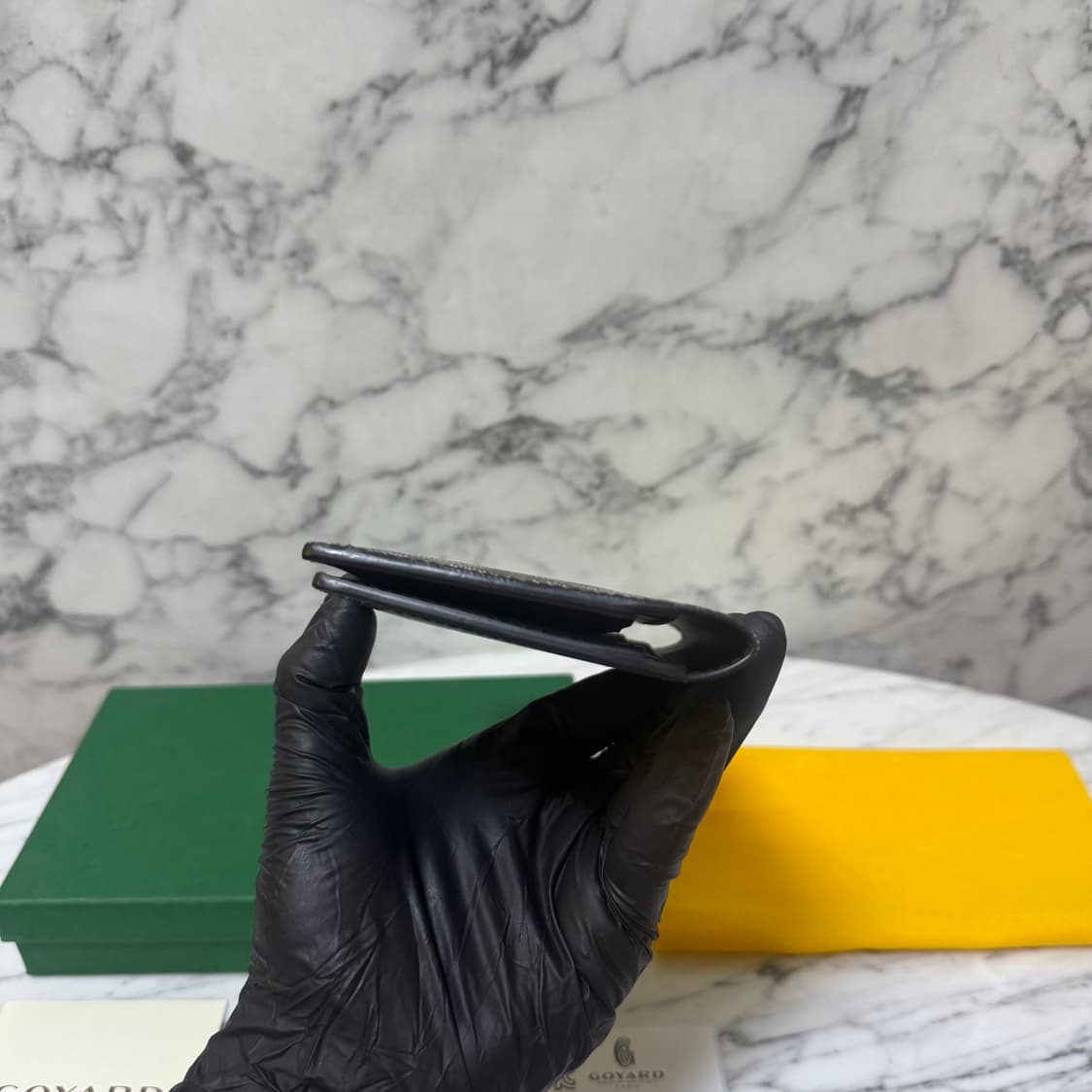 고야드 생로슈 장지갑
블랙 상품이미지6