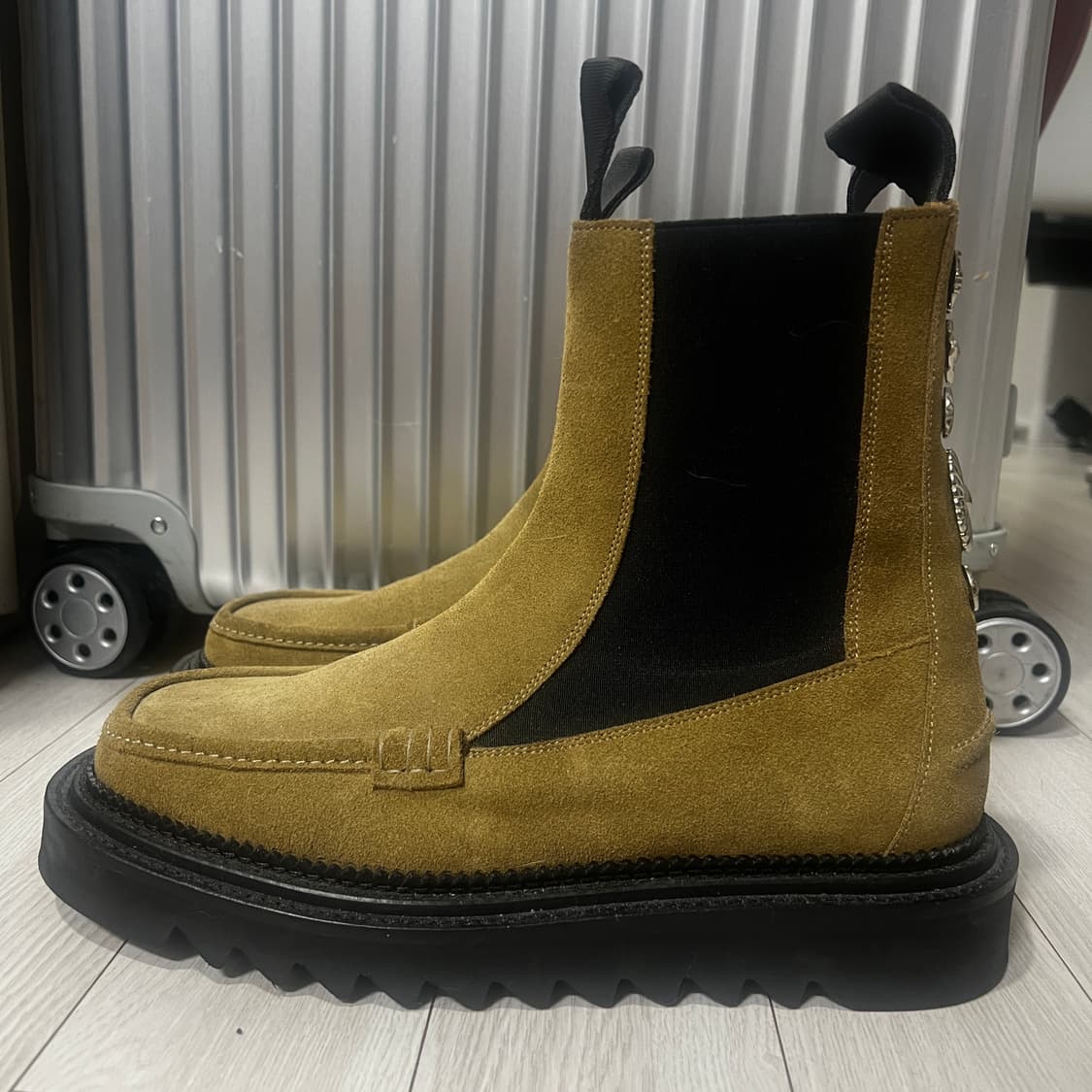 Toga Virilis 토가 카키 스웨이드 첼시 부츠 41 상품이미지2