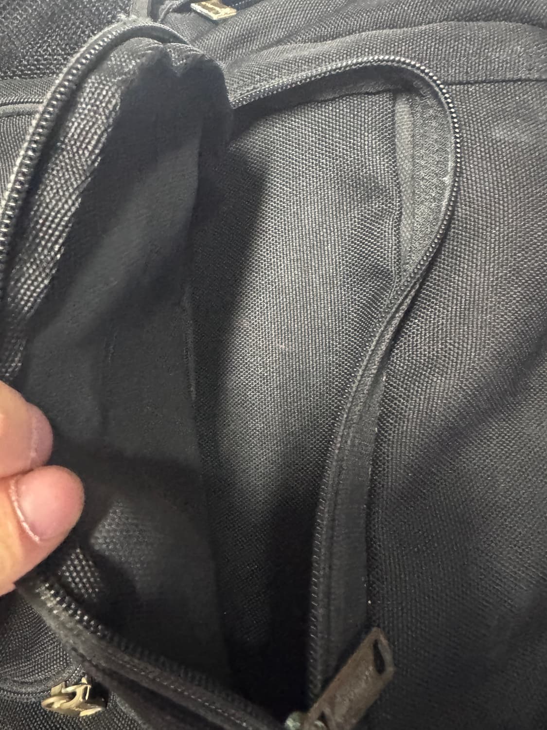 칼하트 빈티지 레거시 스탠다드 백팩 가방 블랙 상품이미지4