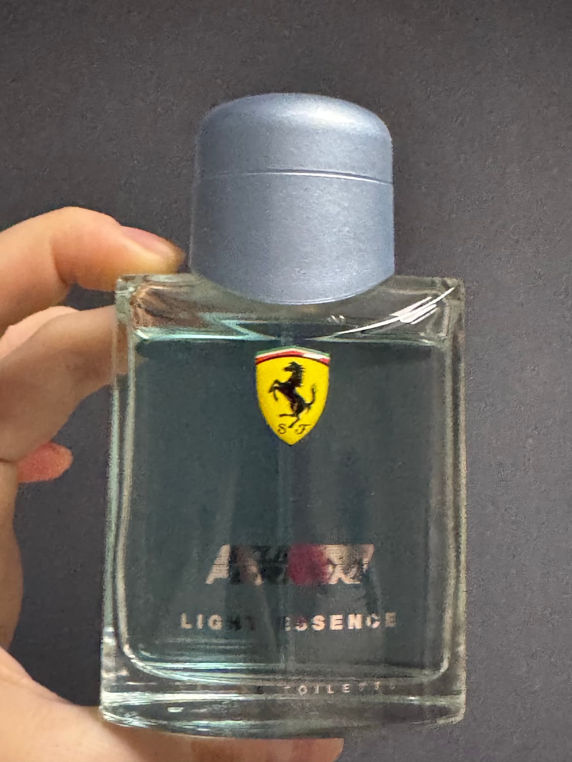 페라리 라이트 에센스 오드뚜왈렛 75ml 상품이미지1