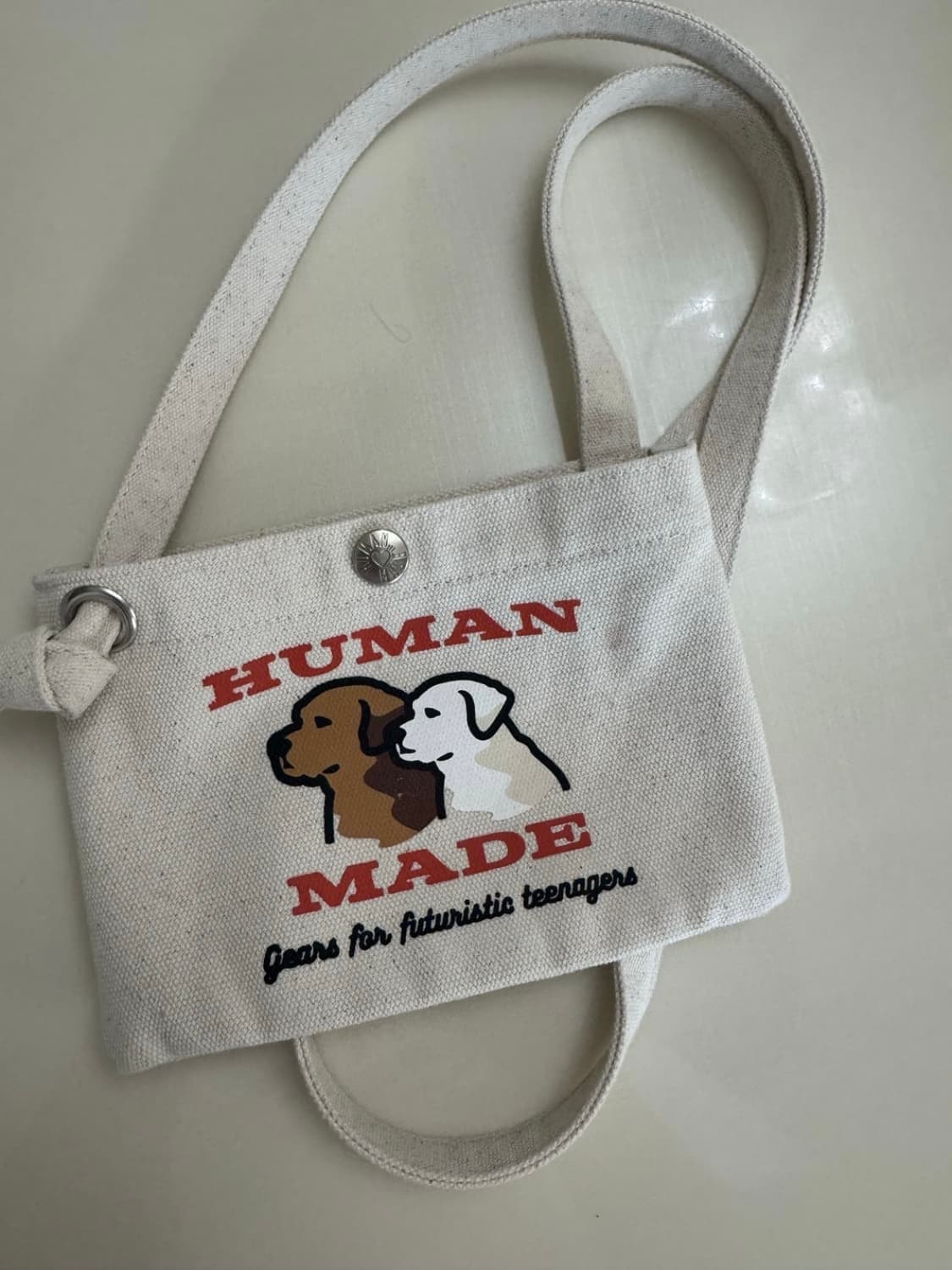 휴먼메이드 미니 숄더백 화이트 강아지 크로스백 상품이미지2