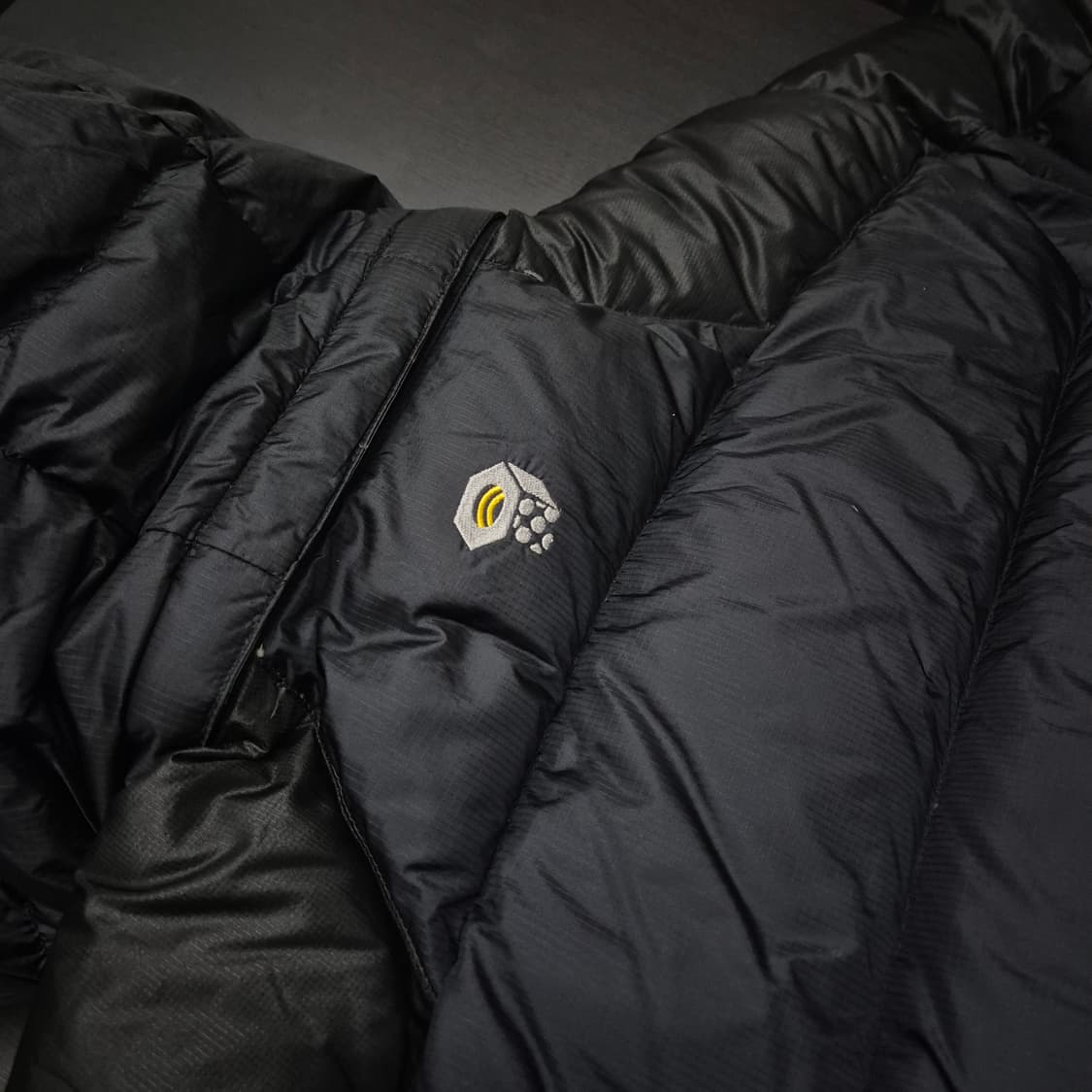 마운틴하드웨어 20주년 에어쉴드 구스다운 XXL사이즈 패딩 상품이미지5