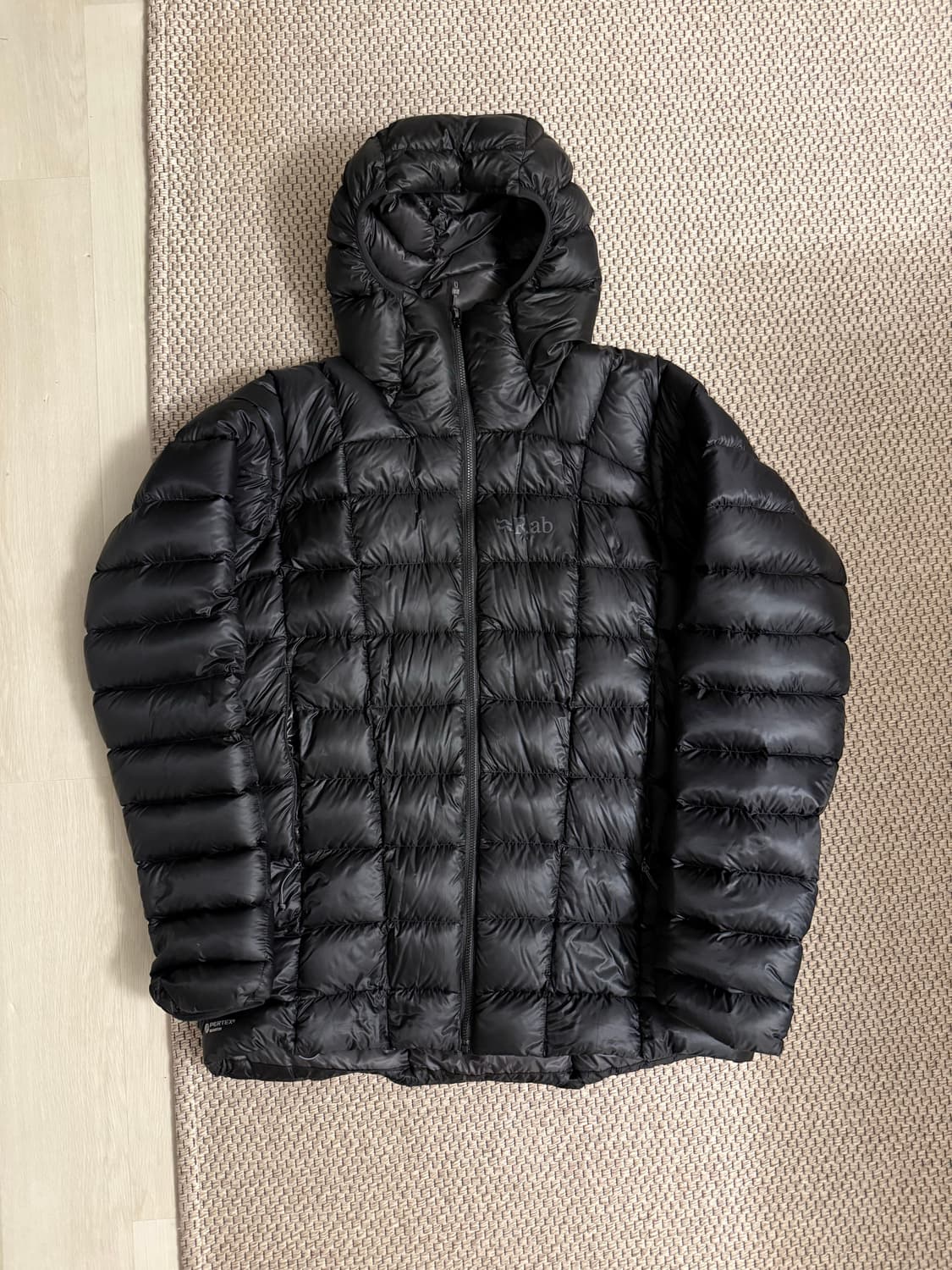 rab 미틱알파인자켓 상품이미지1