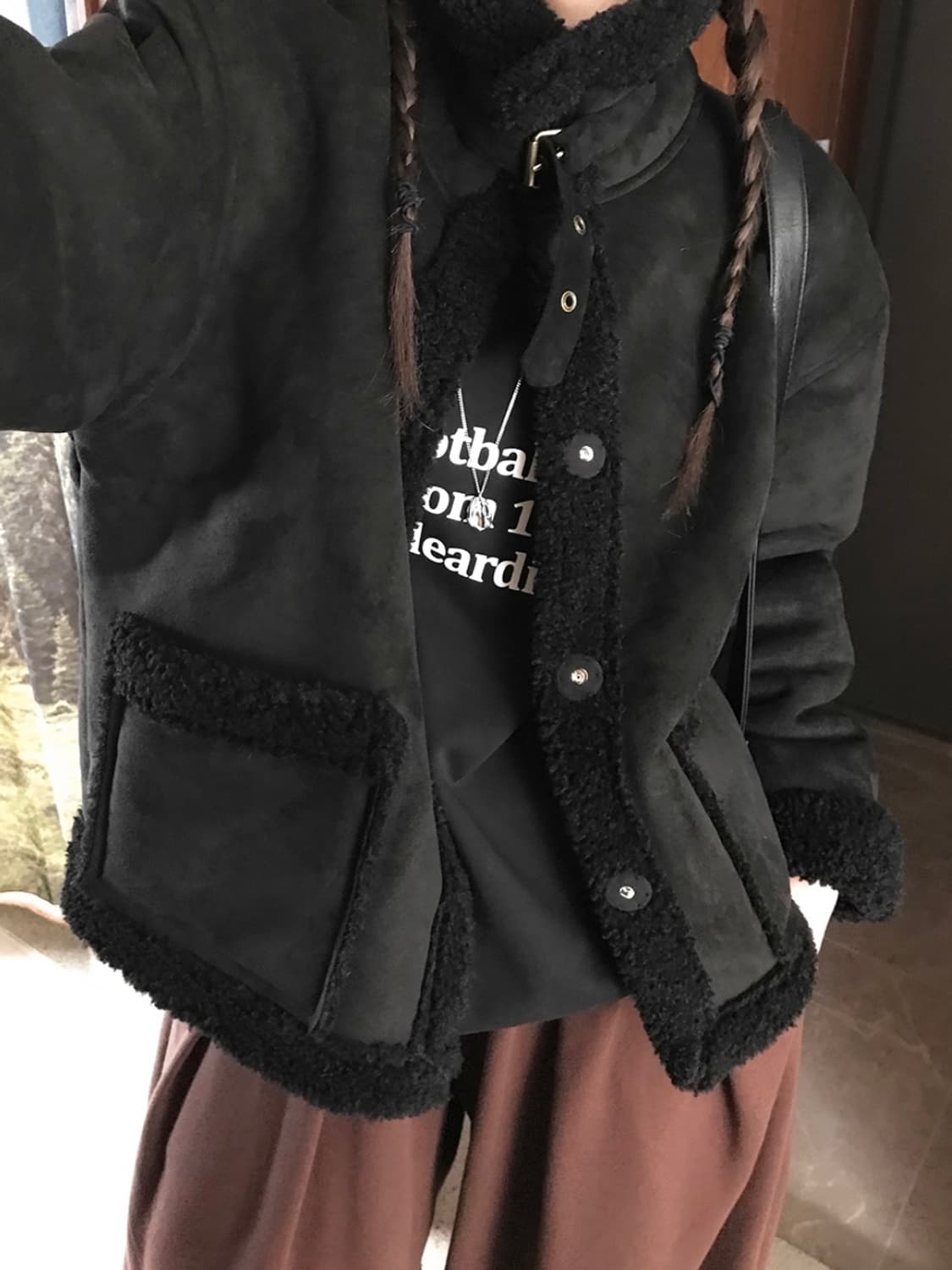 예모마일 에덴 무스탕 점퍼 블랙  상품이미지3